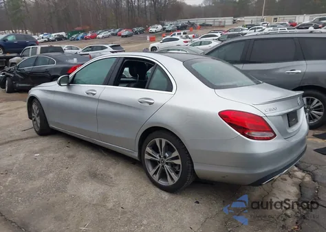 2018 Mercedes-Benz C 300 from USA, damaged, VIN 55SWF4JB7JU238641